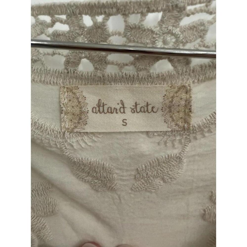 Altar'd State cream and olive green embroidered mesh top size Small - Picture 4 of 9